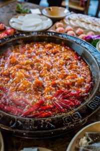 火鍋底料生產(chǎn)廠家，不同火鍋不同的鍋