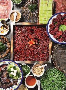 重慶火鍋底料廠，換著花樣涮牛肉