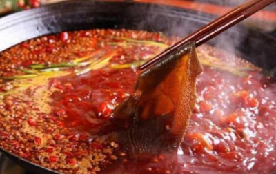 重慶火鍋底料工廠，春天吃火鍋必講究攻略
