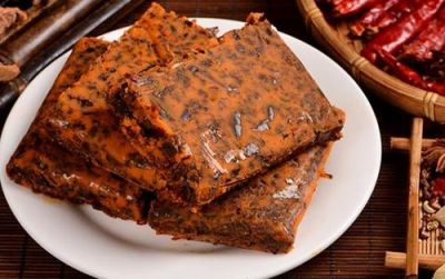 無(wú)渣火鍋好吃嗎？哪里有無(wú)渣火鍋底料廠家？無(wú)渣火鍋底料批發(fā)！