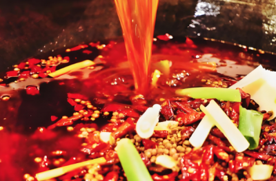 牛油紅油火鍋底料，真的越辣越好嗎？
