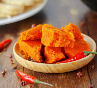 如何挑選最佳重慶火鍋底料？正宗風(fēng)味鑒別秘籍大公開！