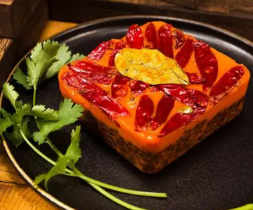 直銷低價(jià)誘惑下，火鍋底料廠家如何確保地道美味不打折？
