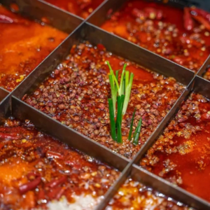如何確保火鍋底料風(fēng)味地道且口感醇厚？